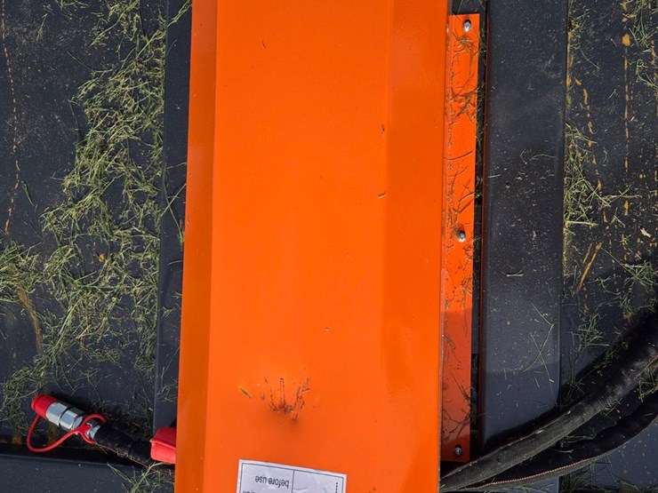 #2162-•-(edmore)wolverine-brush-cutter-(slight-cosmetic-damage-to-shield)-see-picture-image-1