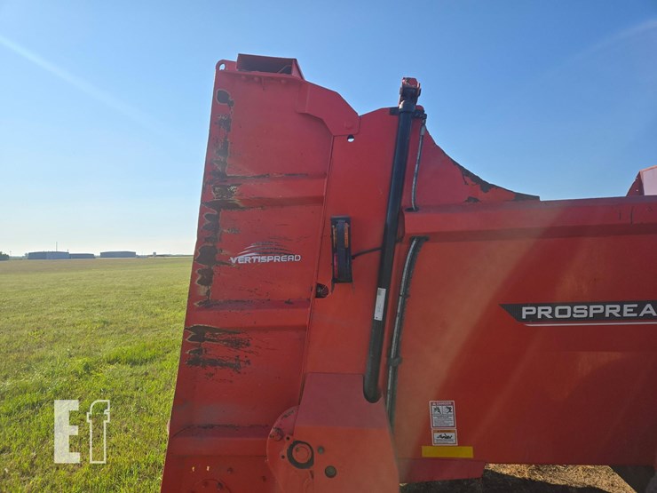 2023-kuhn-knight-ps260t-image-13