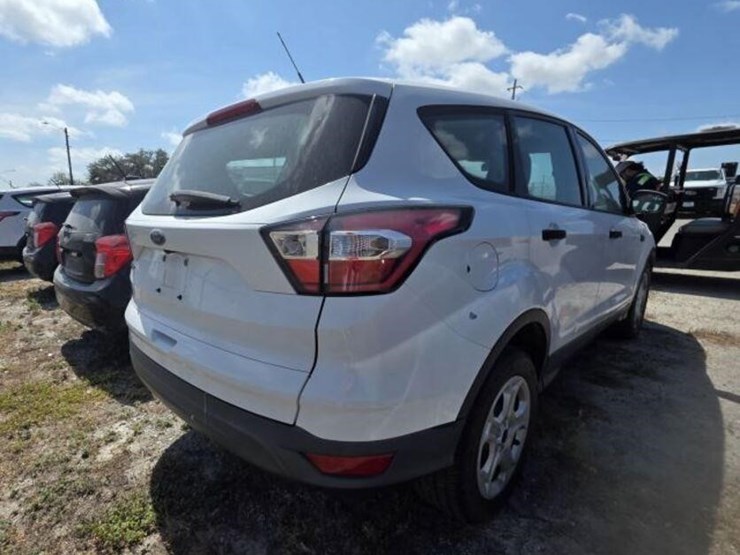 ford-escape-image-3