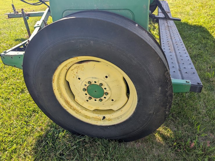 john-deere-8200-image-17