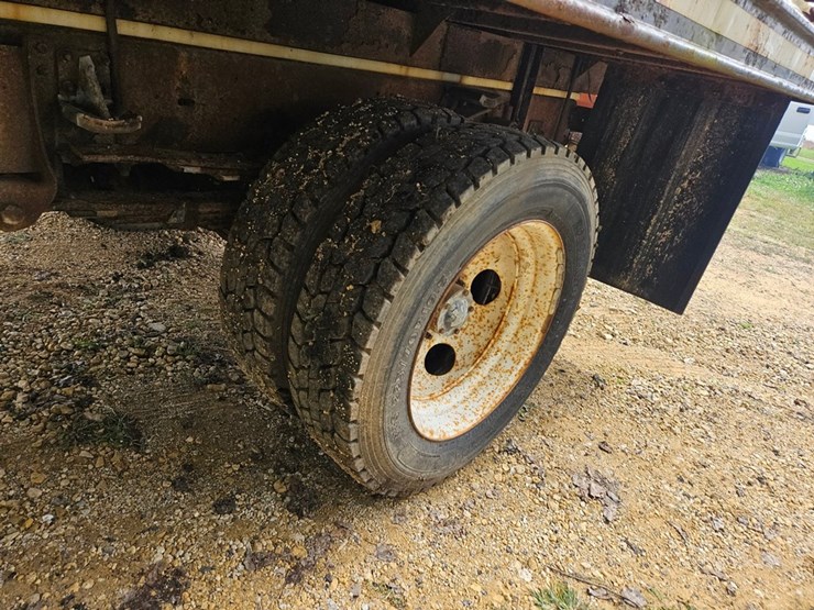 chevrolet-3500-image-34