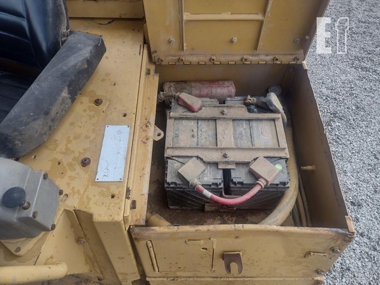 caterpillar-d6r-image-13