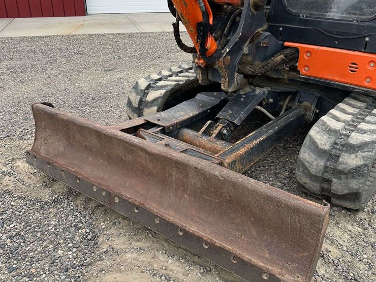 2013-hitachi-zaxis-60-usb-mini-excavator-image-8