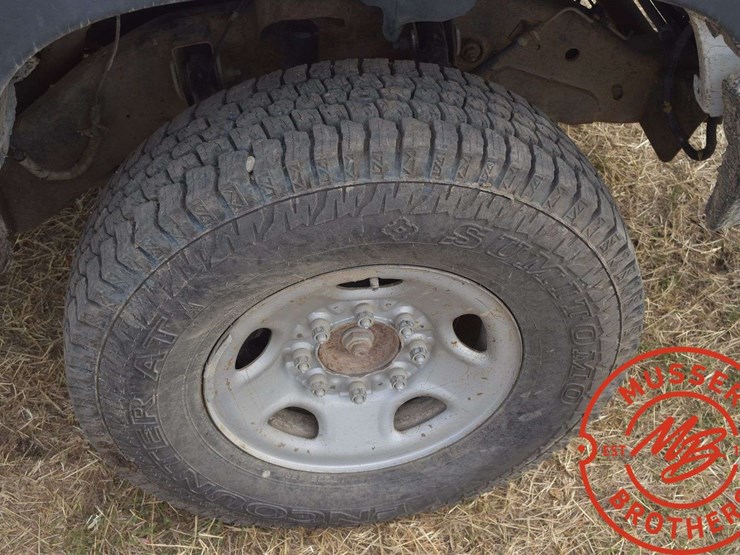 2007-chevrolet-2500-image-16