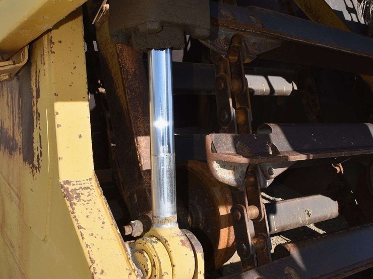 caterpillar-615-image-20
