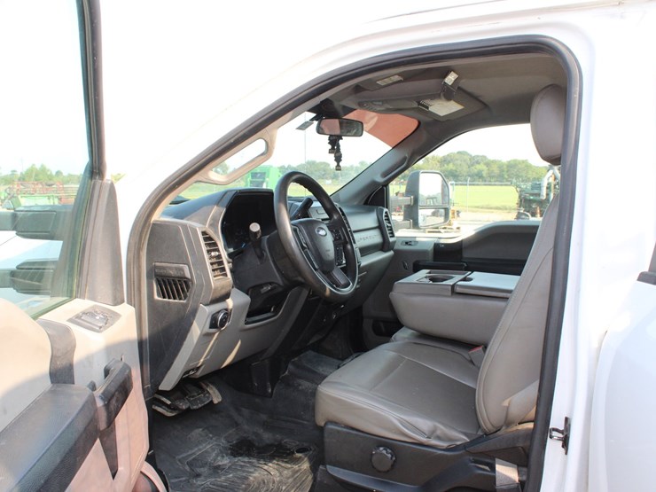 2019-ford-f350-image-5