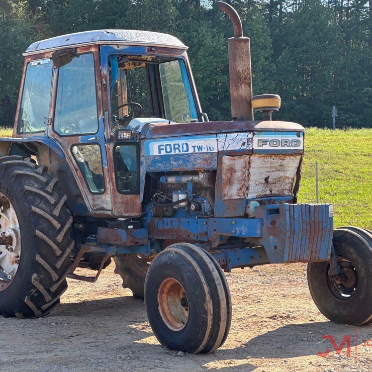 FORD TRACTOR