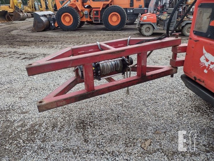 bobcat-t870-image-35