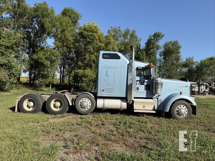 2006-kenworth-w900-image-4