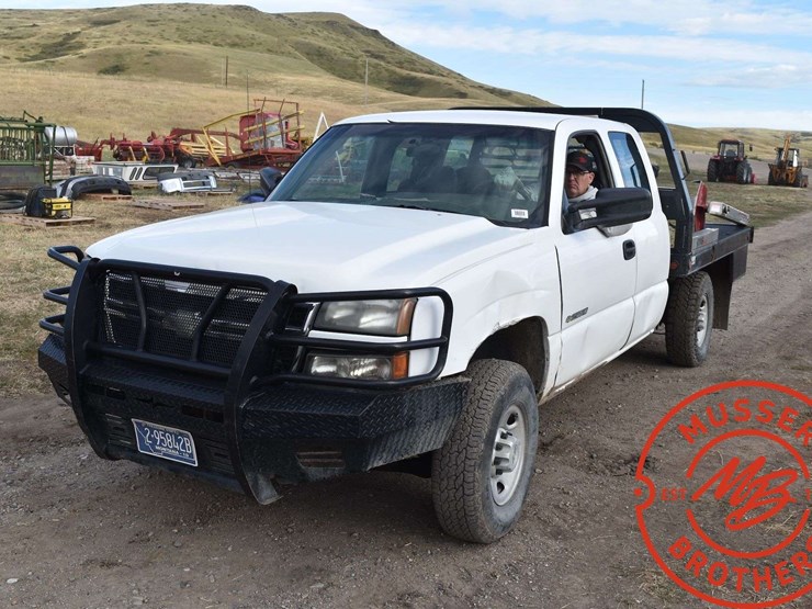2007-chevrolet-2500-image-2