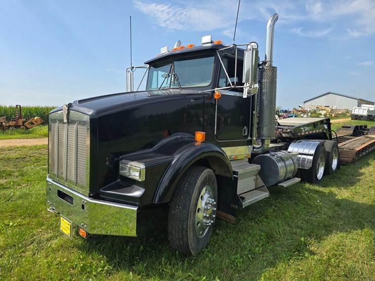 1996-kenworth-t800b-image-2