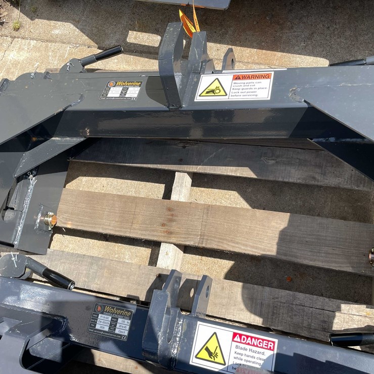 #3009 • Wolverine Class 2 Quick Hitch (O2)