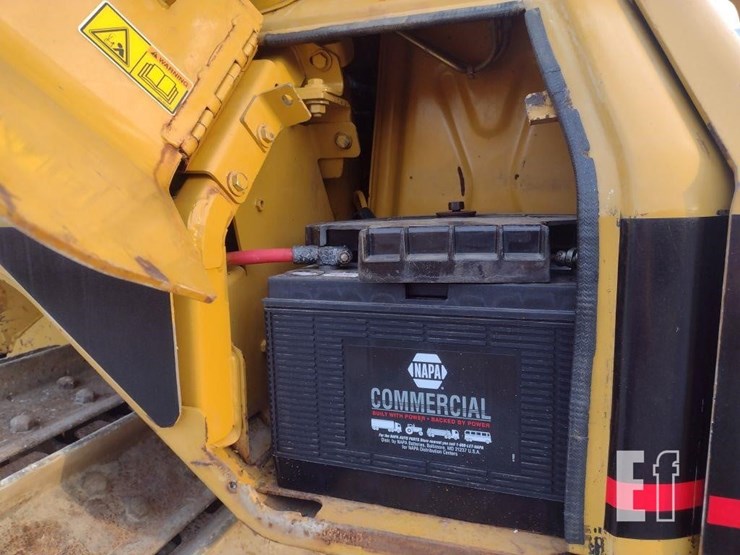 2006-caterpillar-d5n-xl-image-20