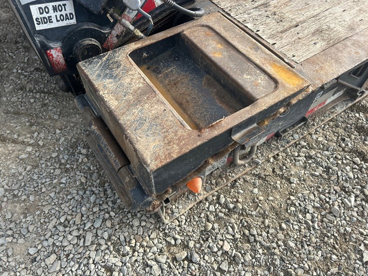 2023-trail-king-tk110hdg-image-22