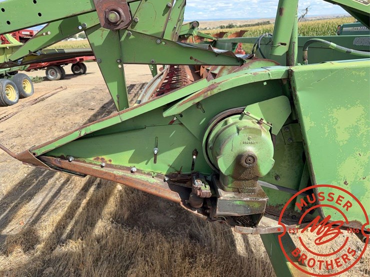 john-deere-224-image-5