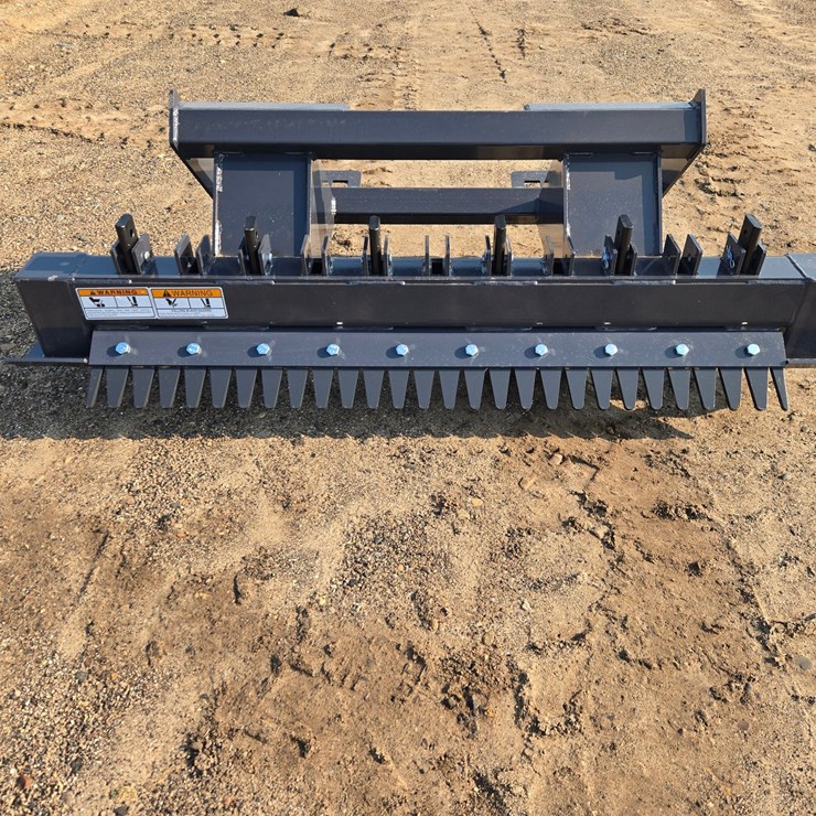 #2182 • (Edmore)wolverine 72" ripper