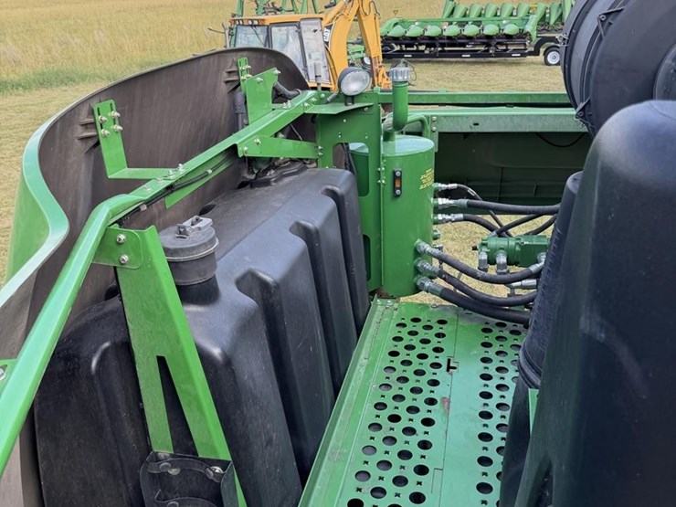 2011-john-deere-9870-sts-image-83