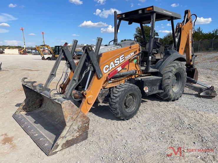 2020-case-580n-ep-loader-backhoe-image-7