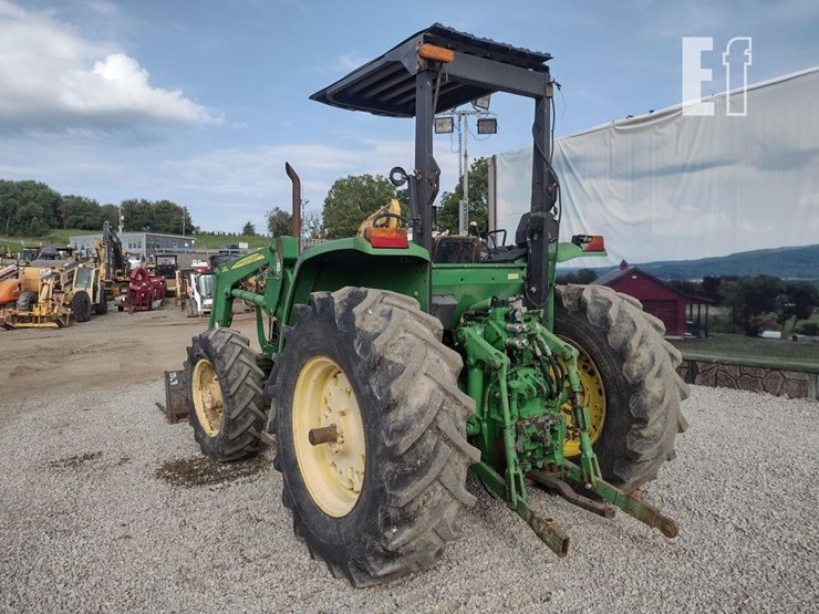 john-deere-6210-image-31