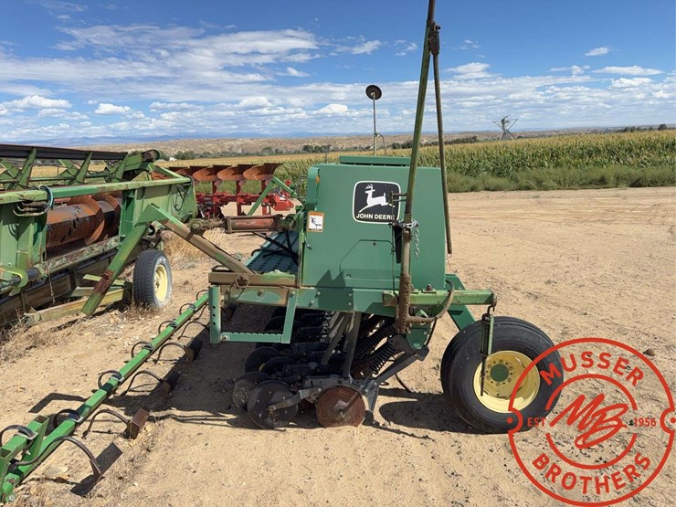 john-deere-1520-image-9