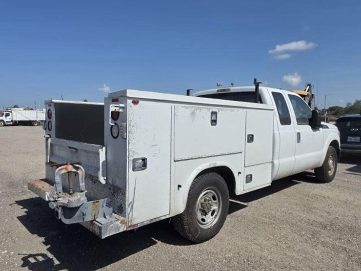 2015-ford-f250-image-3