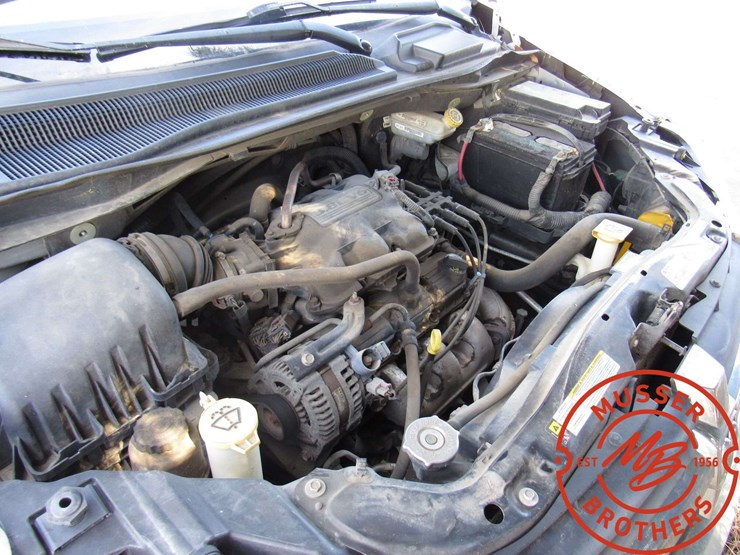 2010-dodge-grand-caravan-sxt-image-22