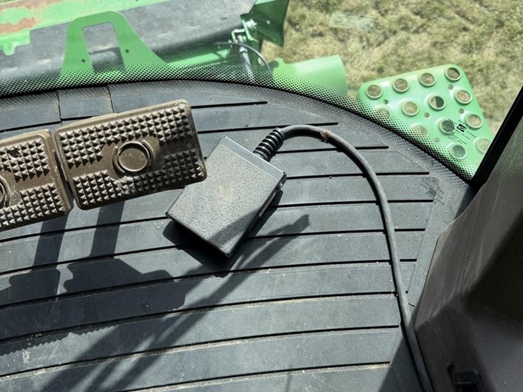2011-john-deere-9870-sts-image-81