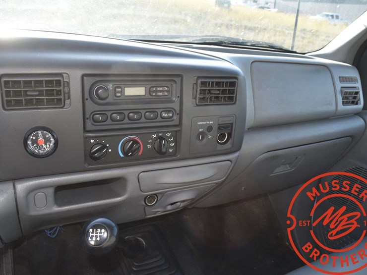 2002-ford-f350-xl-image-31