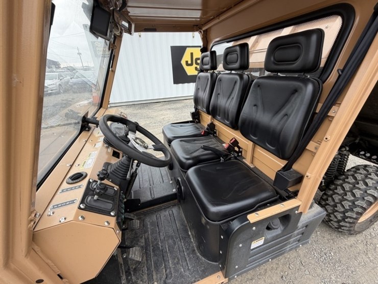 2023-tuatara-1000-efi-4wd-utility-cart-image-13