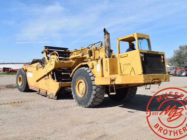 caterpillar-615-image-12