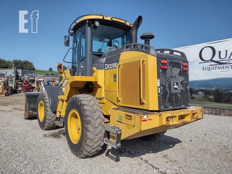 2019-deere-444k-image-35