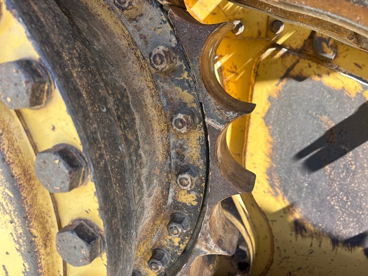 caterpillar-d6m-image-58