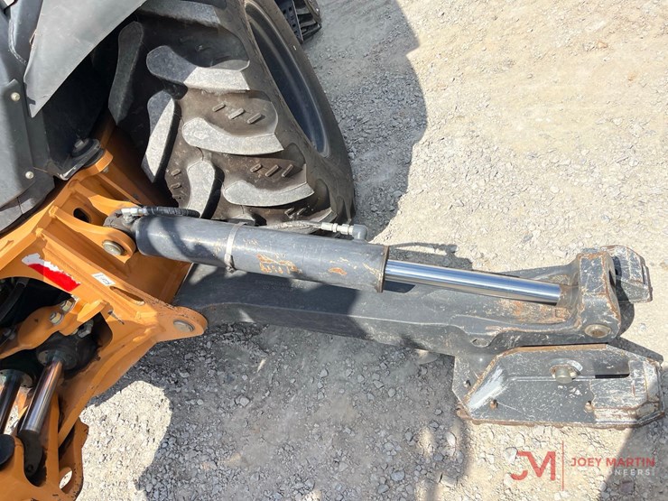 2021-case-580n-ep-loader-backhoe-image-7