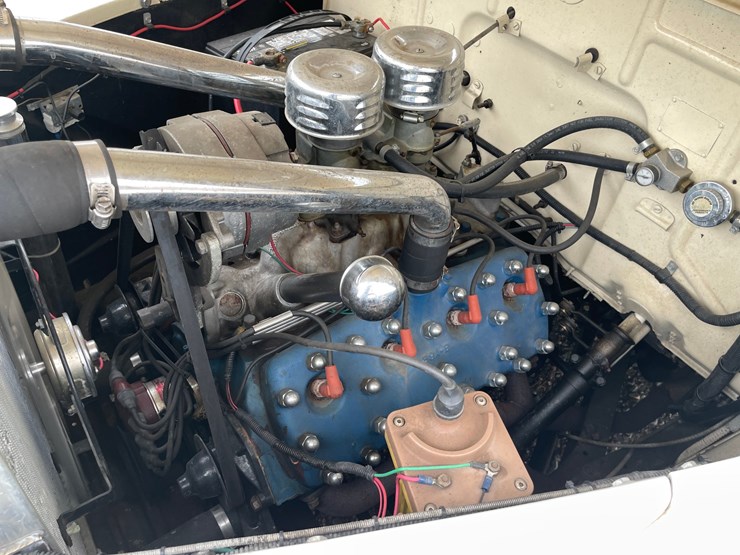 #9353-•-1946-ford-deluxe-sedan-(has-mn-title)-(princeton,-mn)-image-15
