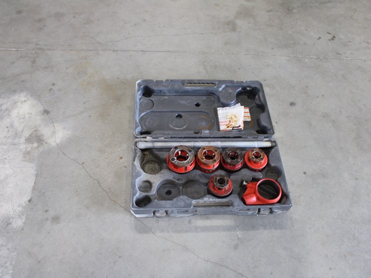 #1030-•-rigid-manual-pipe-threaders-image-1