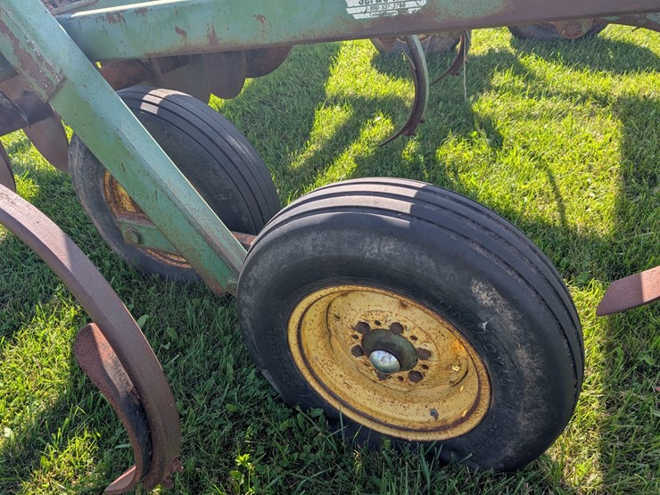 john-deere-1710-image-21