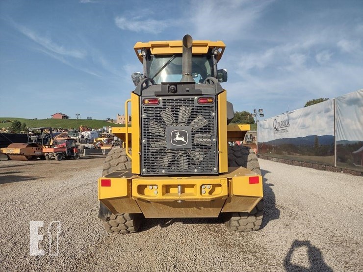 deere-544-p-tier-image-4