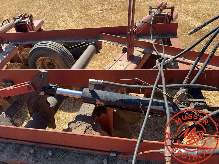 case-ih-485-image-12
