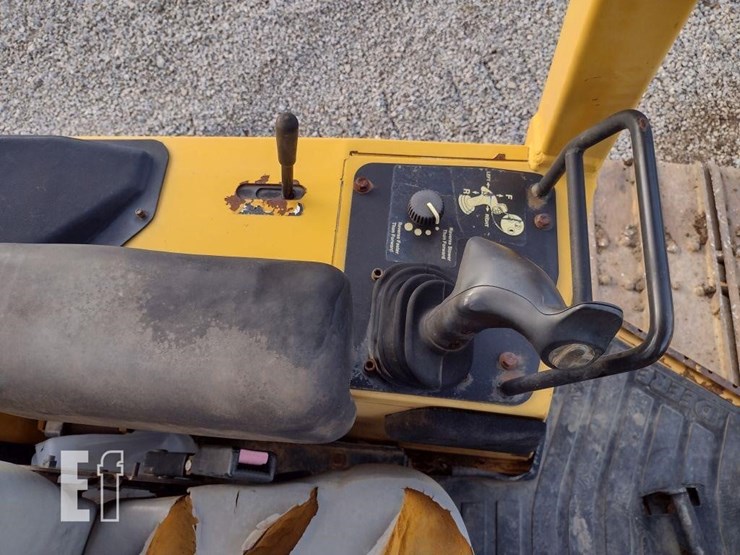 2003-deere-450h-lgp-image-10