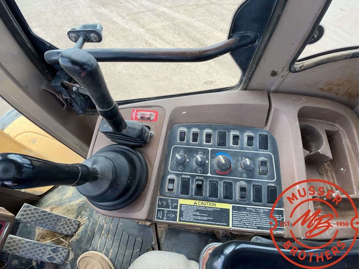 deere-tc44h-image-34