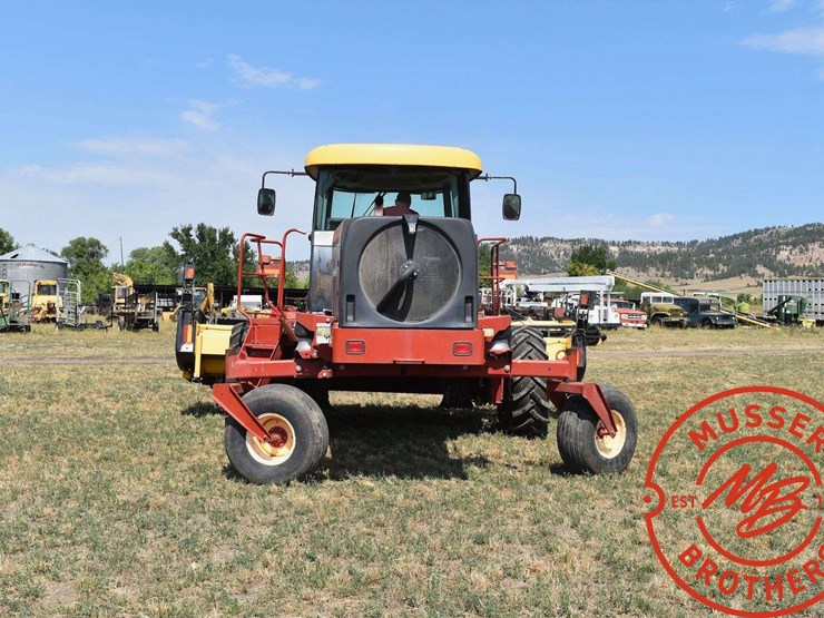 2010-new-holland-h8040-image-8