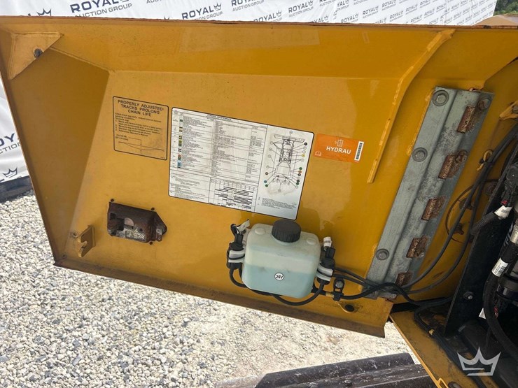 deere-1400b-image-12