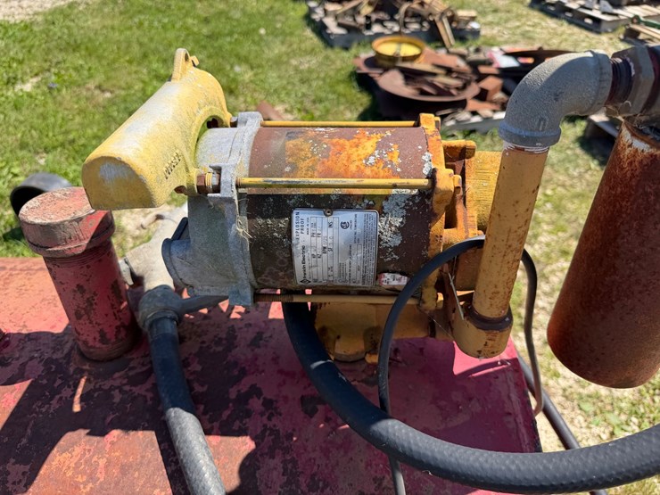 #2526-•-metal-fuel-tank-image-8