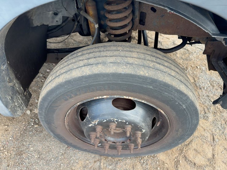 2006-ford-f450-xl-image-8