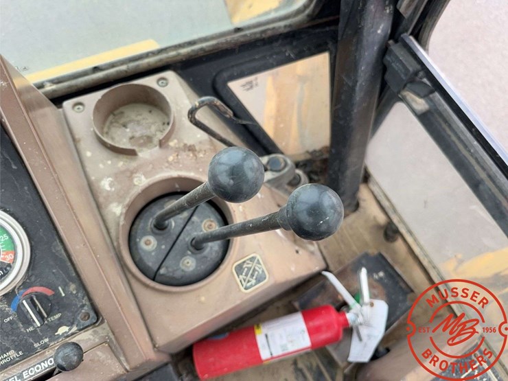 1994-john-deere-310d-image-34