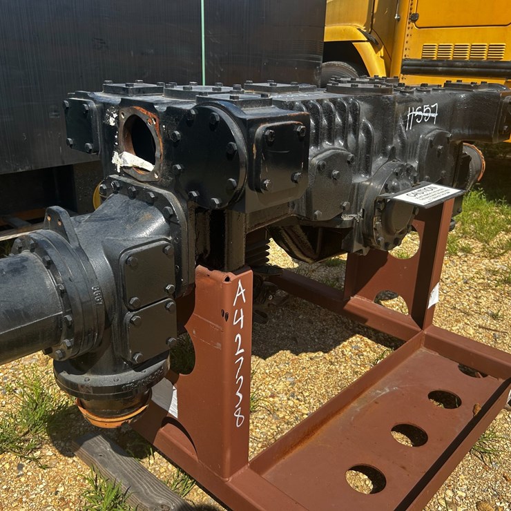 #42738 • MAIN CENTRIFUGAL PUMP FOR FIRETRUCK