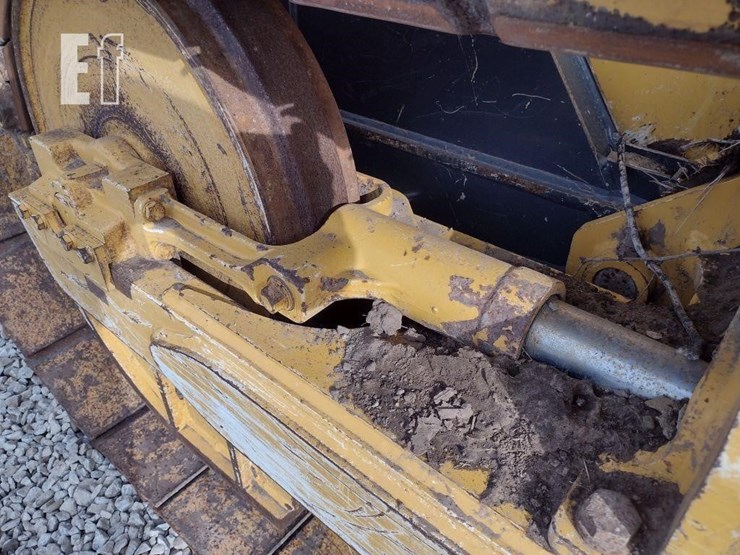 deere-650k-xlt-image-17