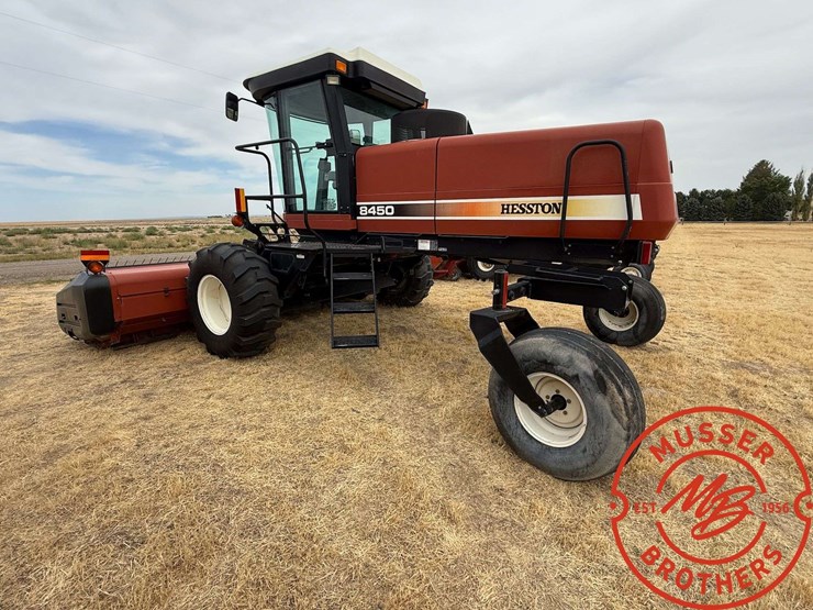 hesston-8450-image-3