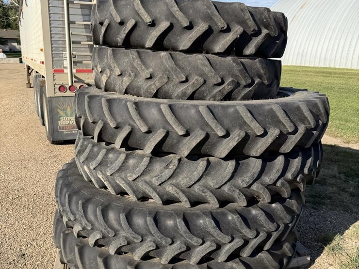 6x-case-tractor-rims-and-tires-image-5