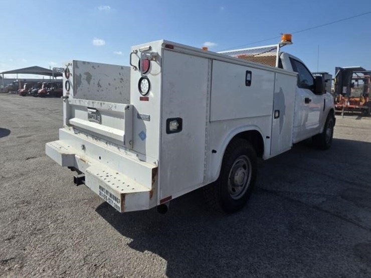 2017-ford-f250-image-3
